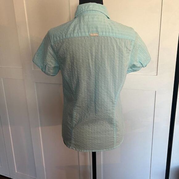 Columbia Women's Short Sleeve Button Down Top - Size Small - Picture 6 of 9